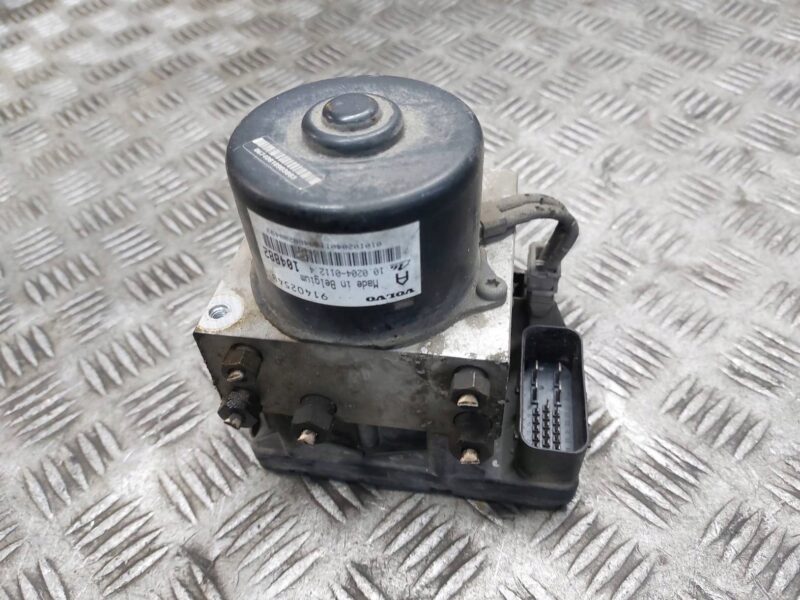 Volvo V70 ABS Problem: Orsaker och Lösningar